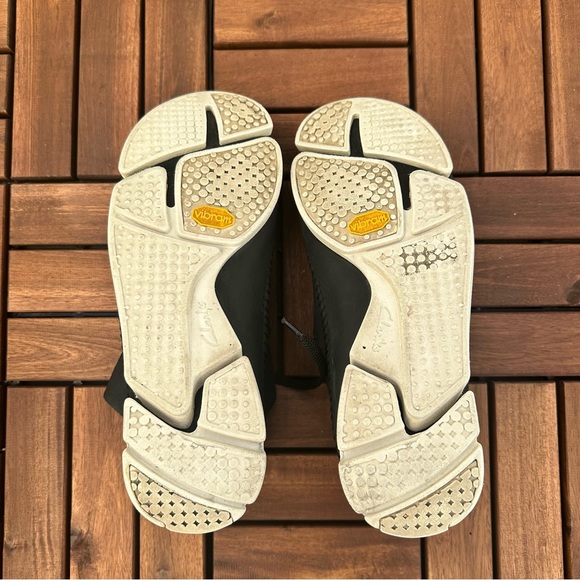 CLARKS ORIGINALS TRIGENIC FLEX, Size 9 - Picture 6 of 15